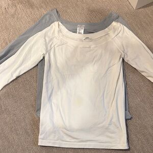 2x Wolford Cordoba 3/4 sleeve scoop neck